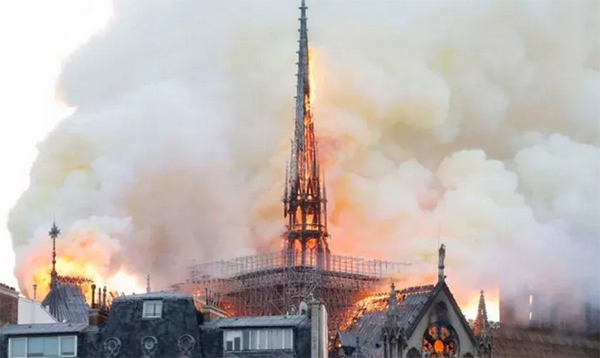 巴黎圣母院大火因电线短路，建议古建筑采用氟塑料电线